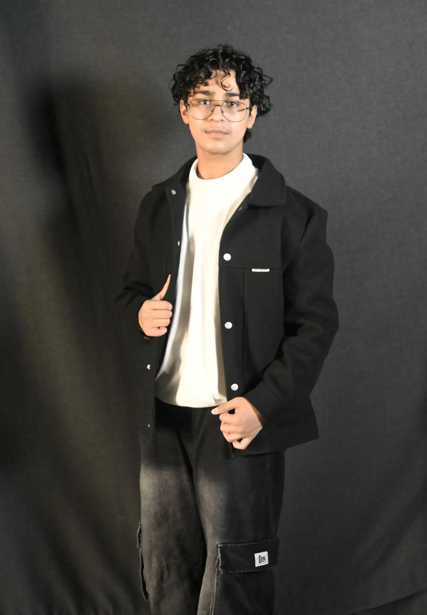 FULL BODY (2).jpeg