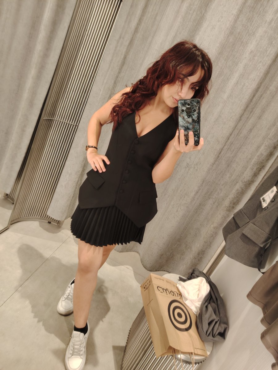 1001474745.jpg