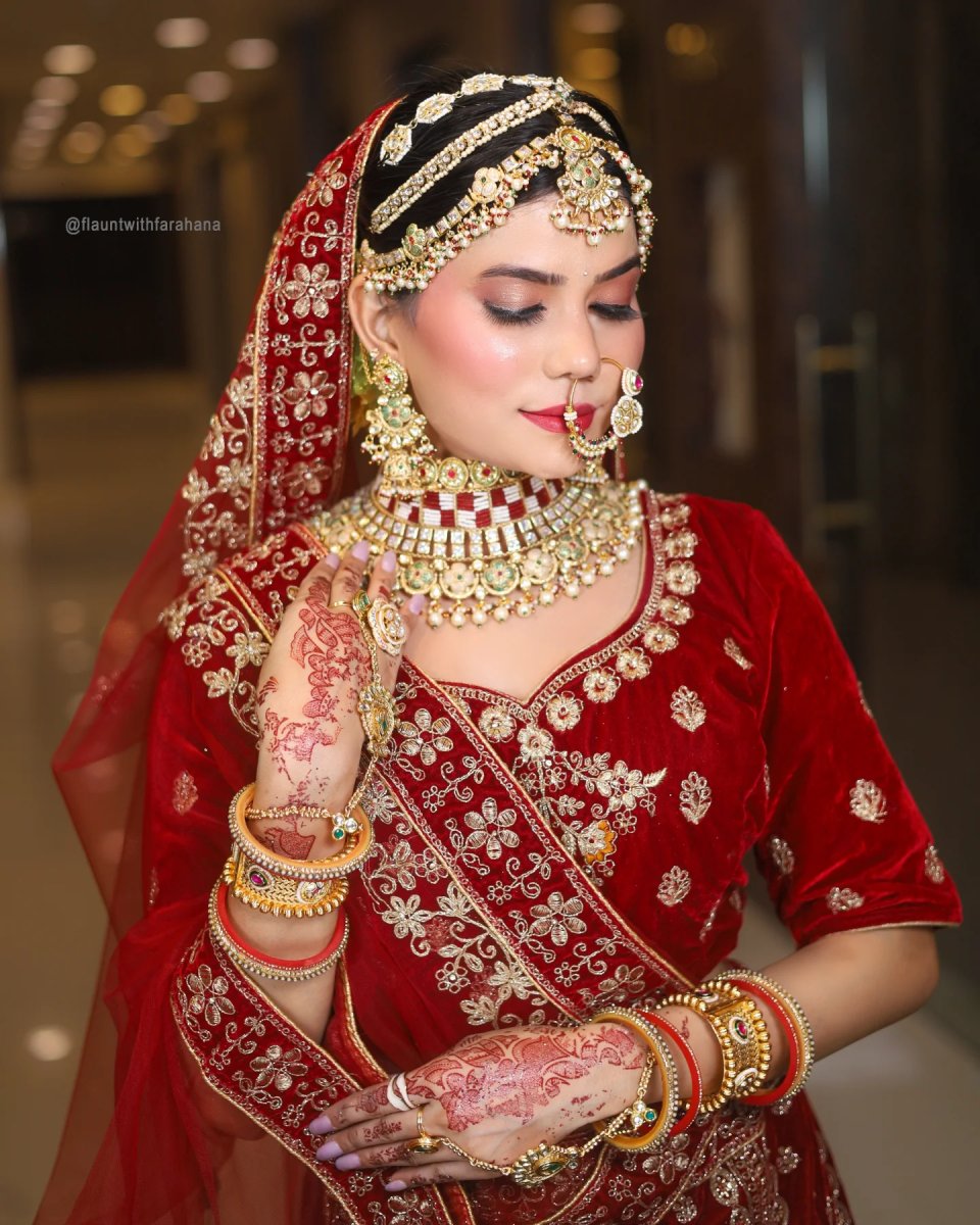 flauntwithfarhana_3759808308900425530_55585103225_1_2025-11-06.jpg