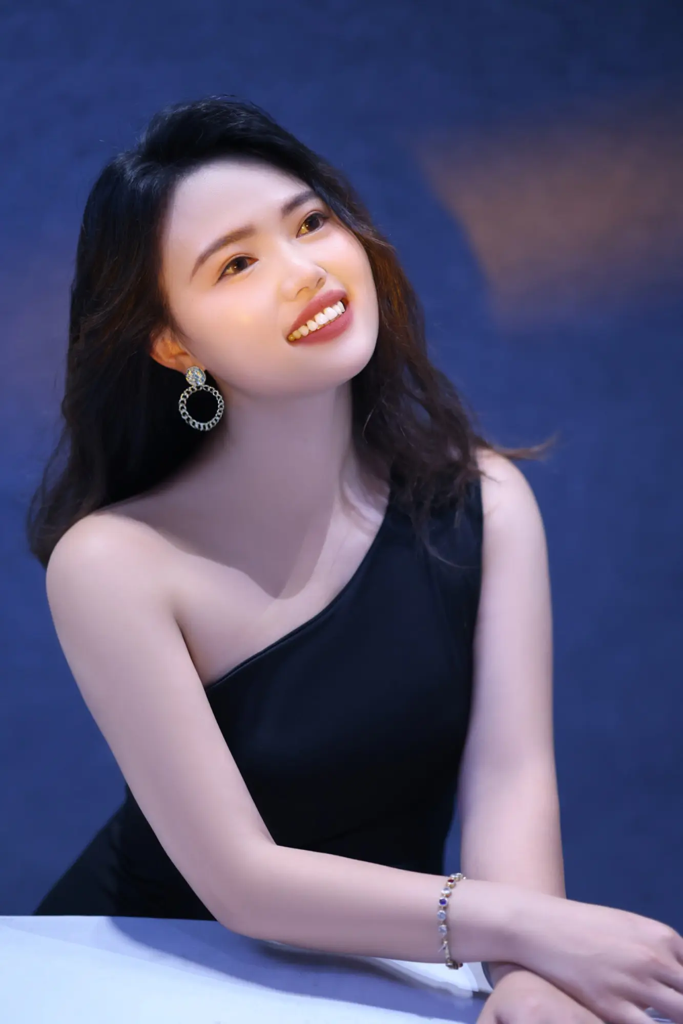 6d923acbfm899c47a66cff5d3bc1299f.jpeg