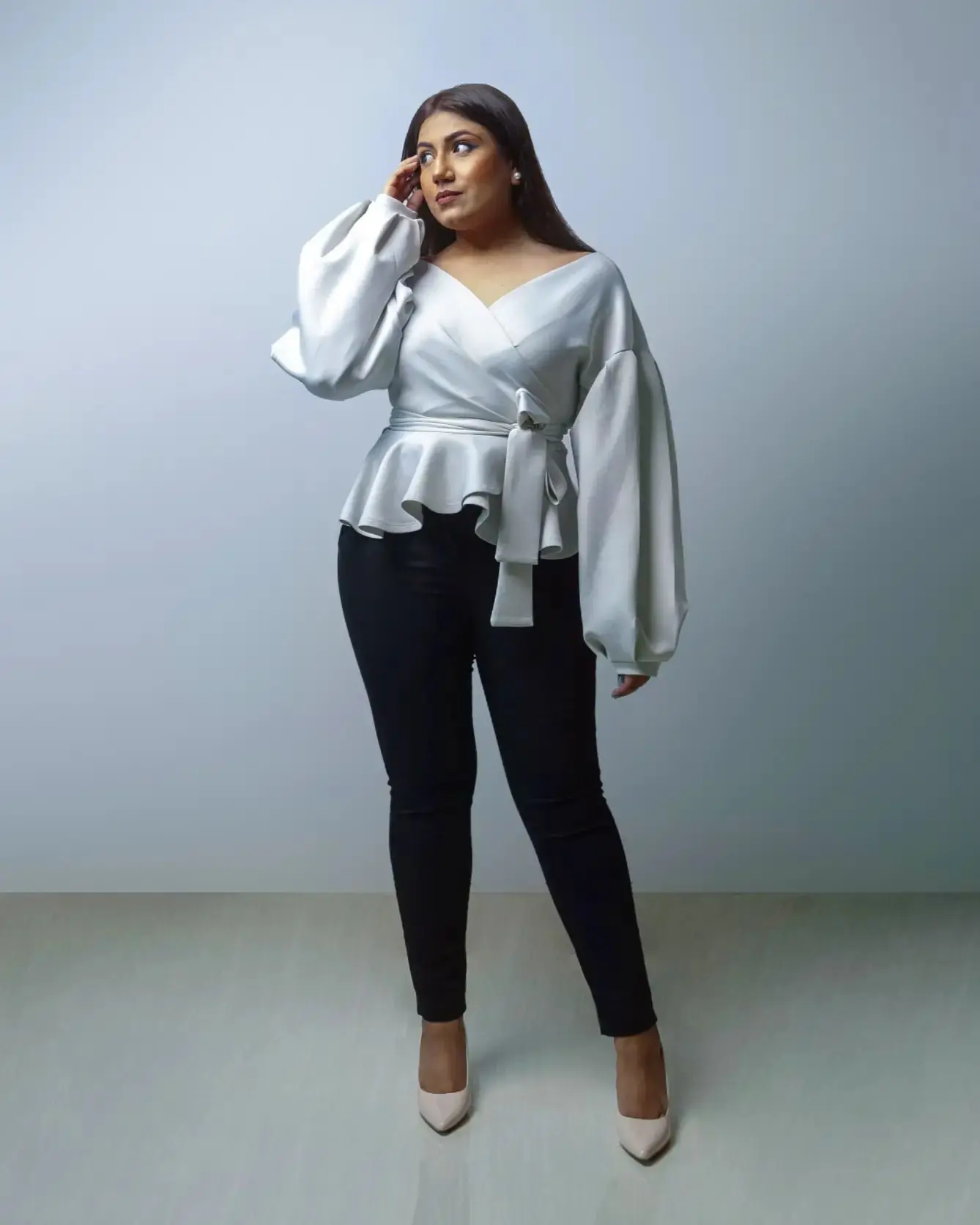 Studio Editorial Shoot B-Full Shot -2021.jpg