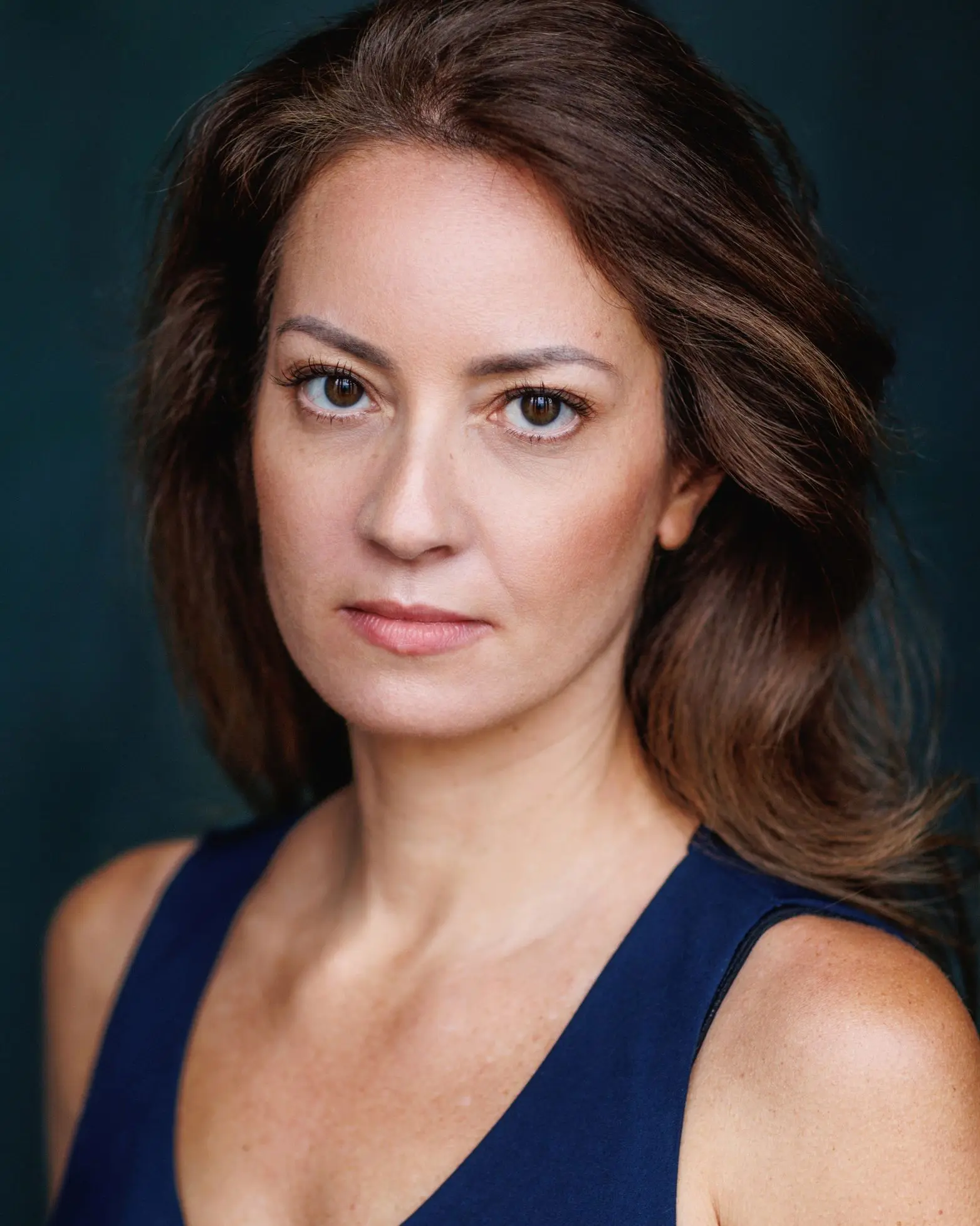 Nadine Kabbani_Headshots 5B.jpg
