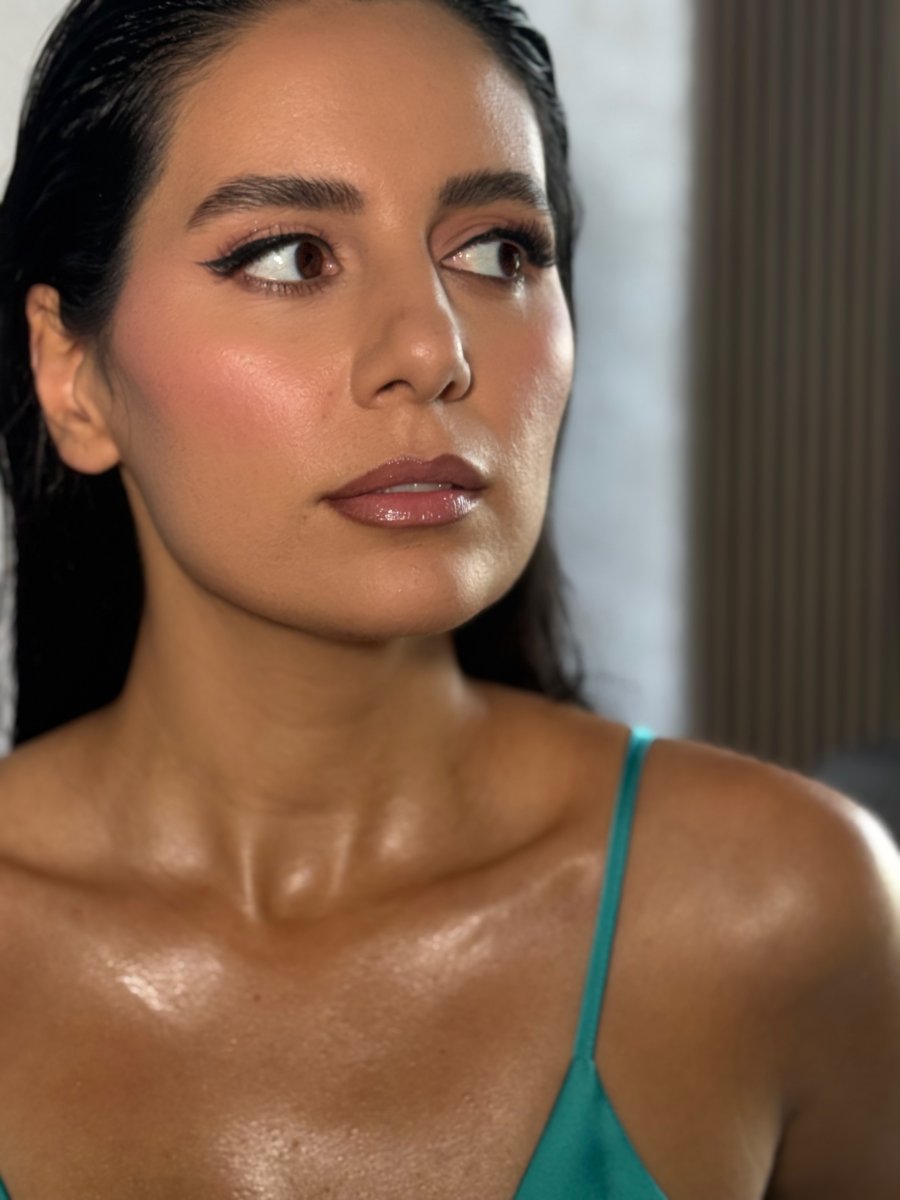 Facetune_19-02-2026-20-54-43.jpeg