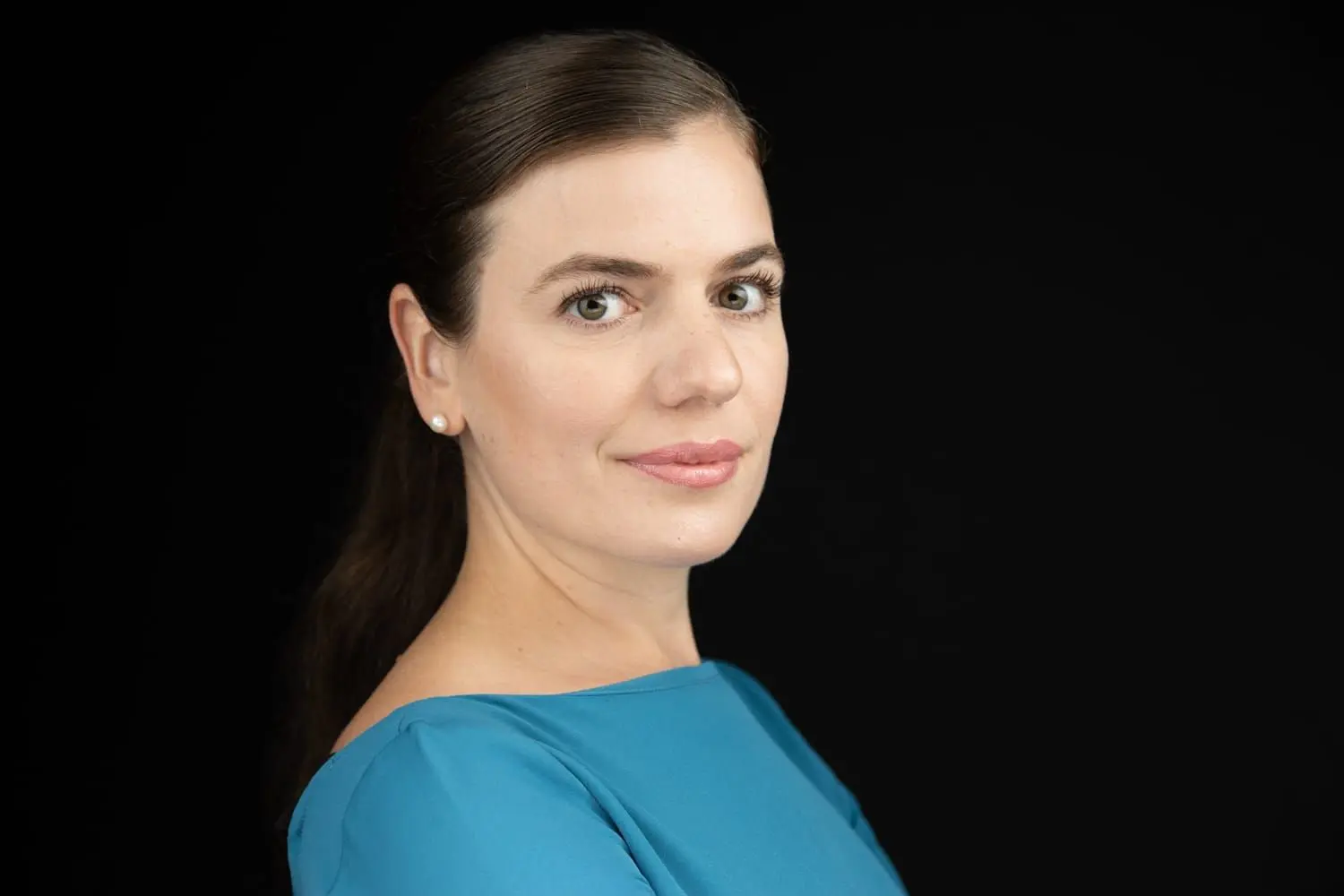 Headshot 5.jpg